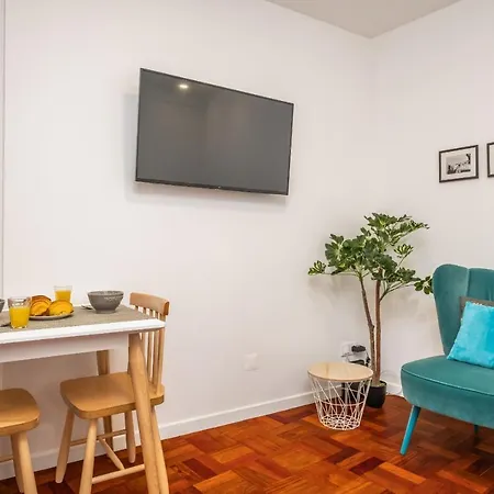 Ribeira Do Esmeraldo By Homie * Funchal (Madeira)