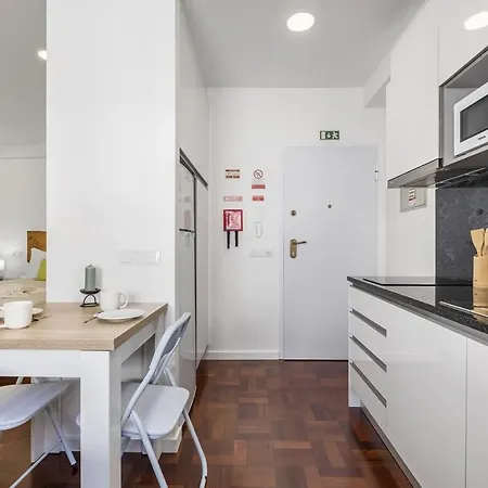 Ribeira Do Esmeraldo By Homie