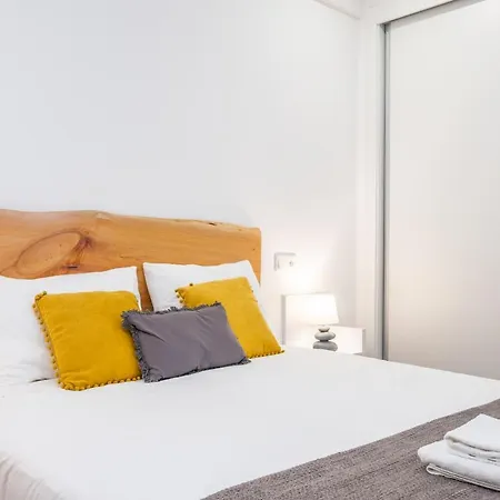 Ribeira Do Esmeraldo By Homie *