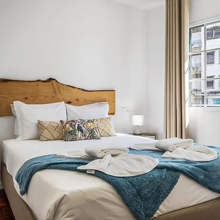 Ribeira Do Esmeraldo By Homie Funchal (Madeira)